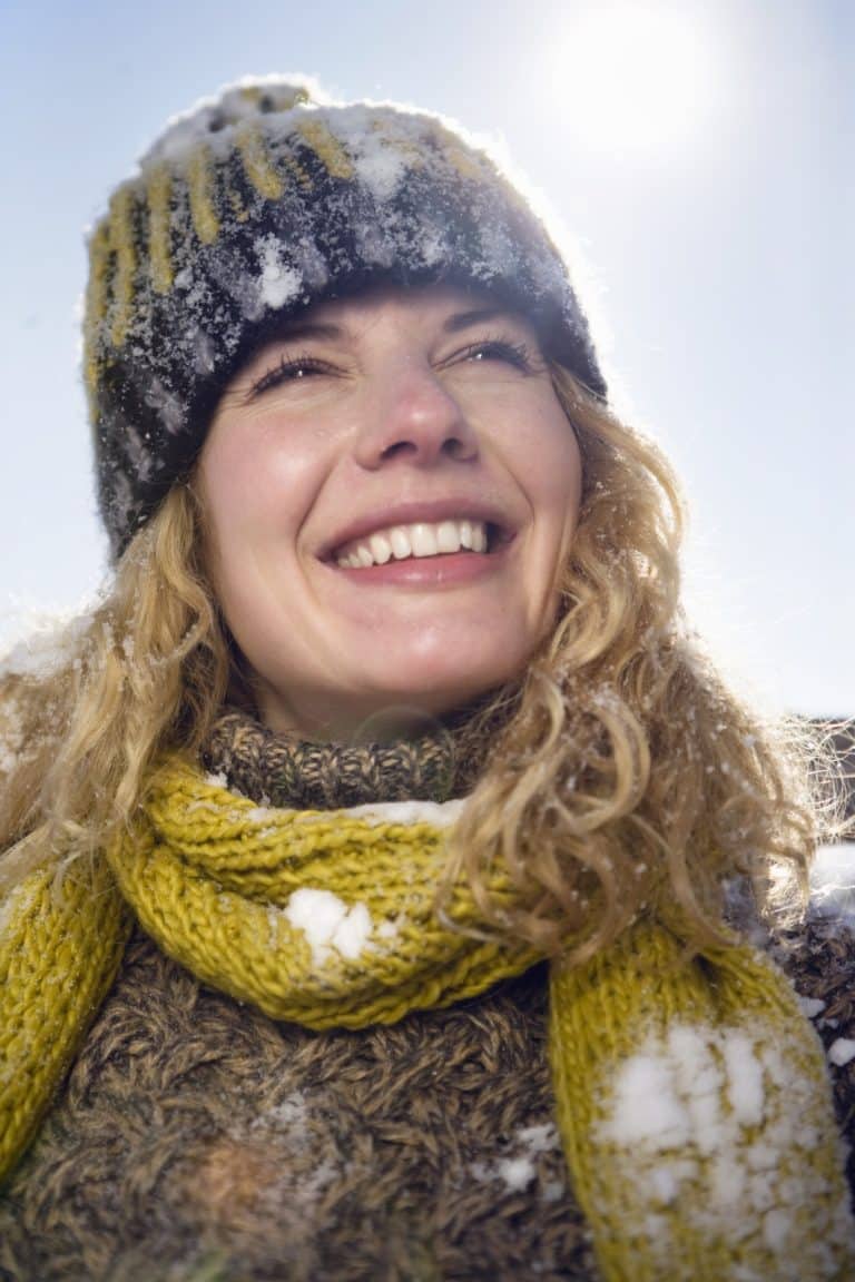 Winter skincare routine for skin defence – antioxidants and SPF